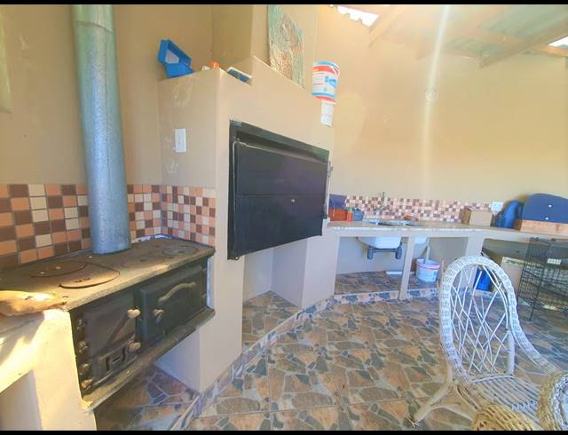 5 BEDROOM HOUSE FOR SALE IN PAROW NORTH